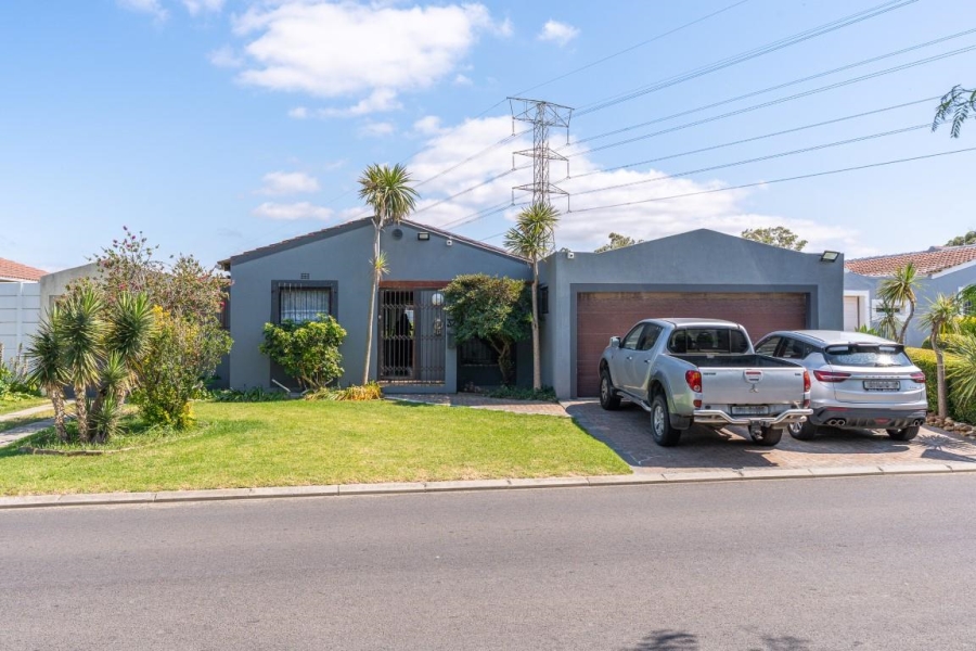 2 Bedroom Property for Sale in Victoria Park Western Cape